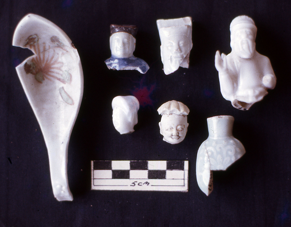Photo 22 Miniature white porcelain bottles.jpg